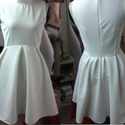 Fashion Style White Sleeveless Dress