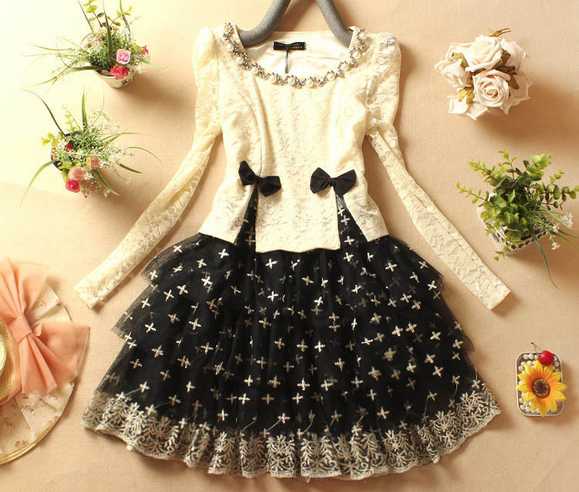 Slim Long-sleeved Lace Stitching Leave Two Princess Dress Puff